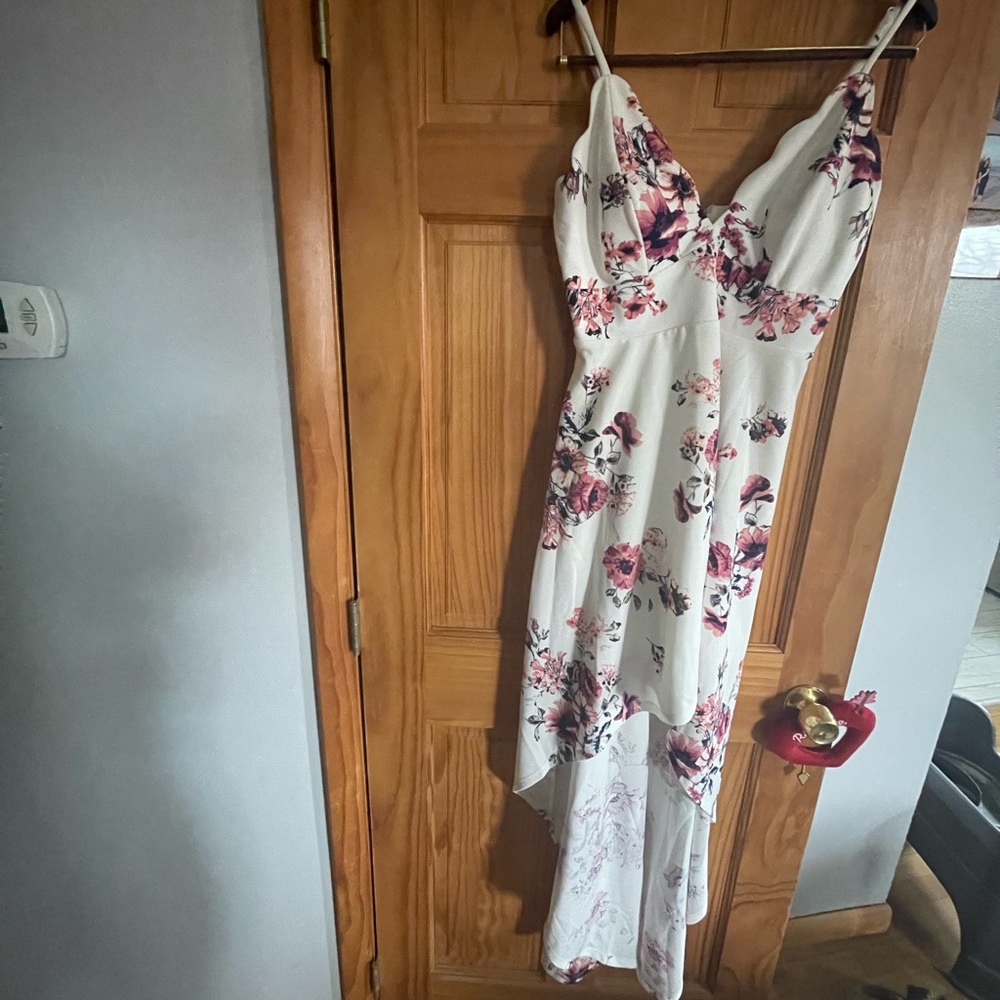 Hi-low floral dress.  Never worn. Sz8